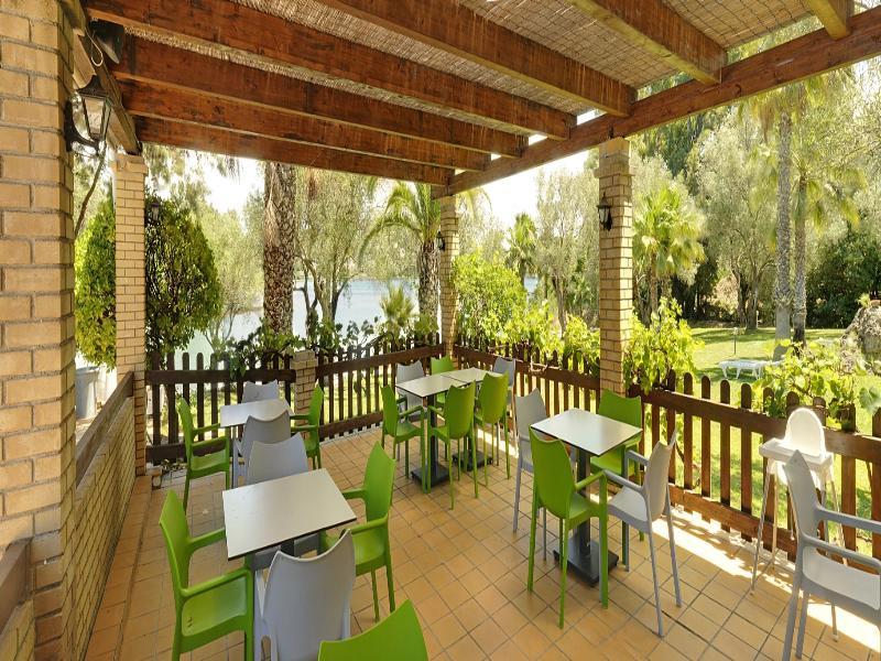 جوفيا Helion Resort المظهر الخارجي الصورة